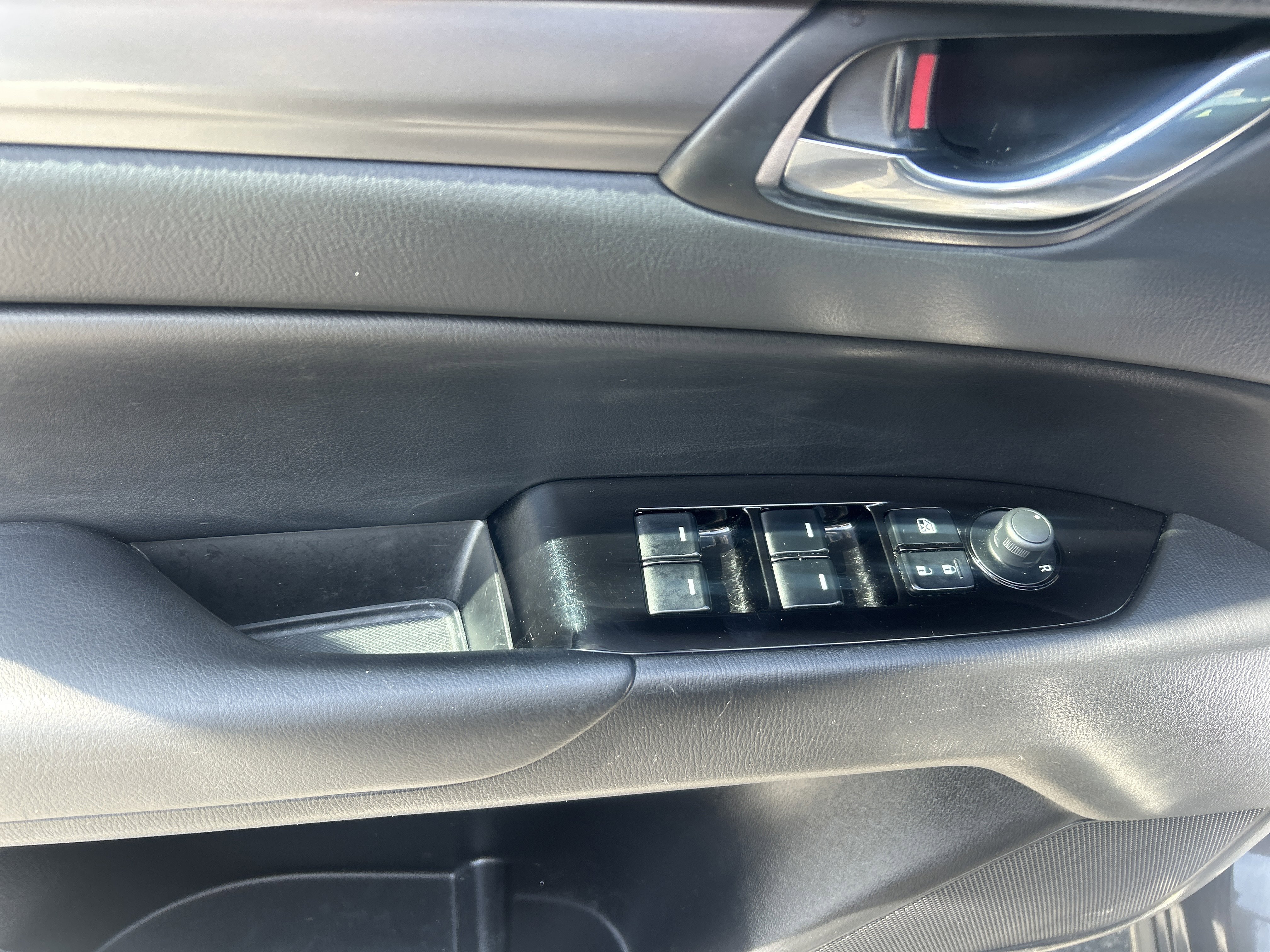 Used 2022 MAZDA CX-5 AWD 2.5 S w/ Preferred Package image 13
