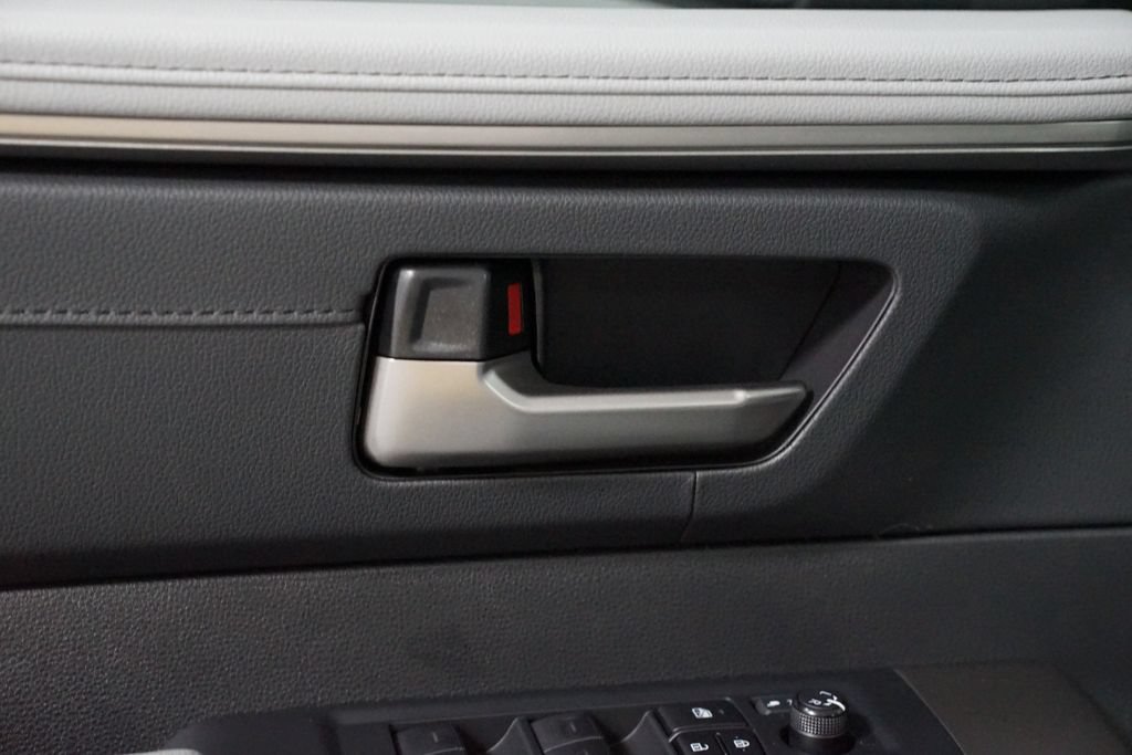 New 2026 Toyota Tundra Limited AWD/4WD image 33