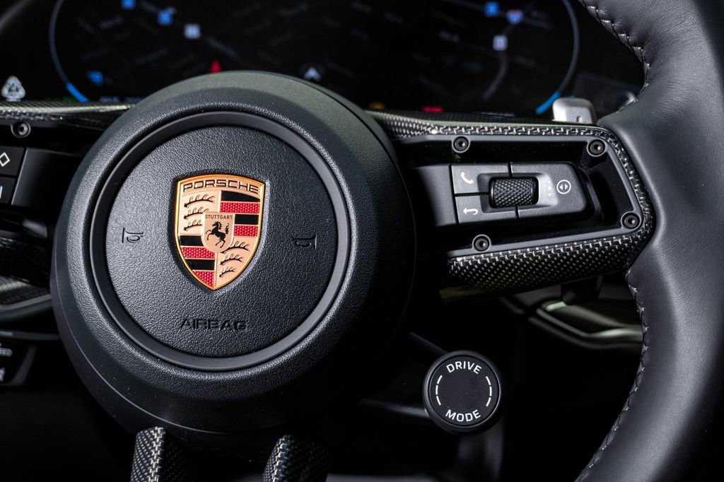 New 2026 Porsche Cayenne image 19
