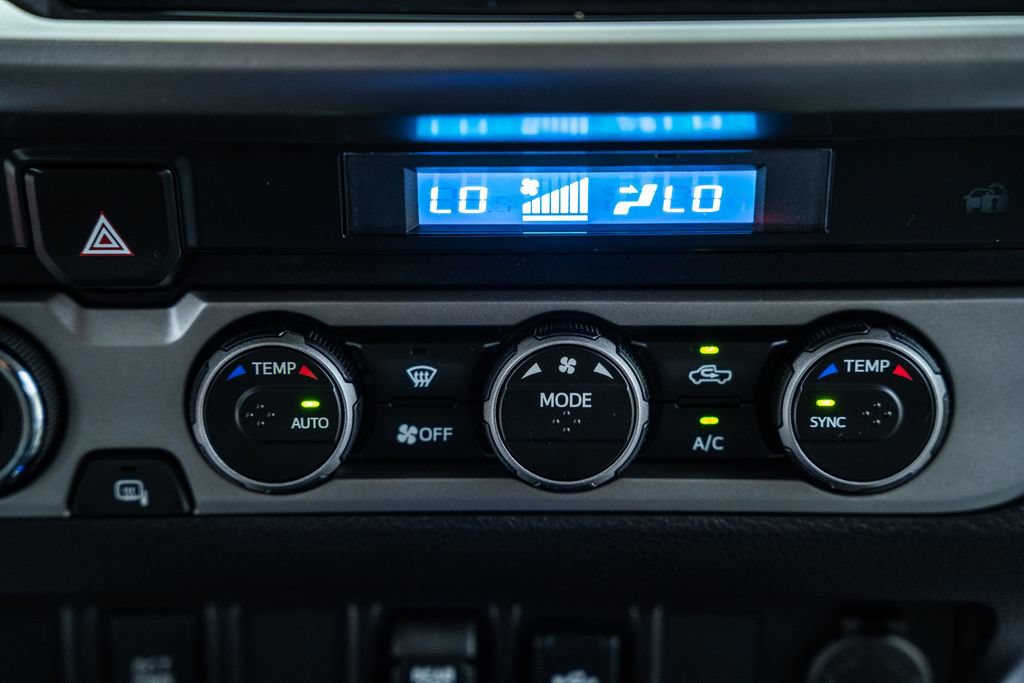 Certified 2022 Toyota Tacoma SR5 AWD/4WD image 24