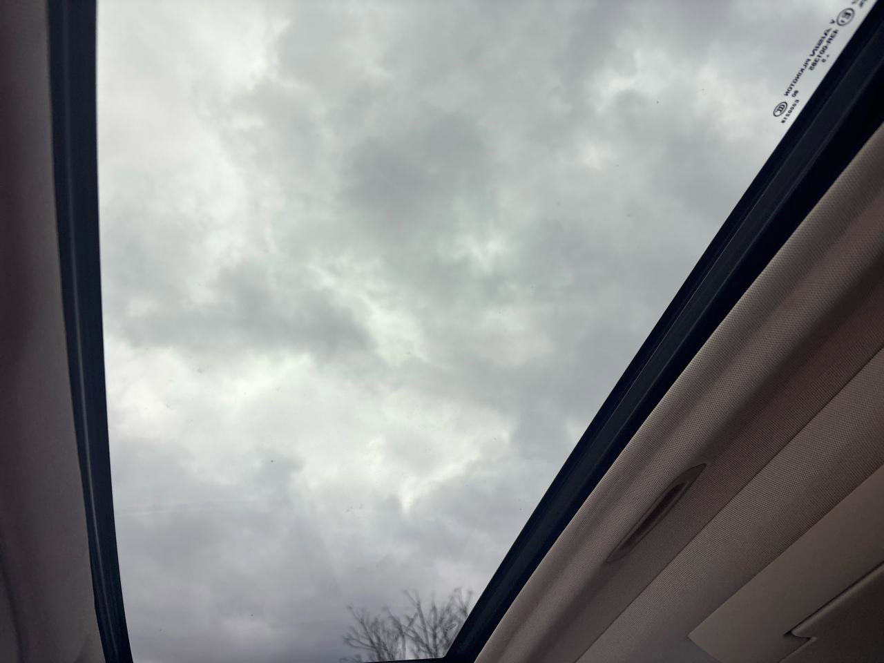 Used 2015 Chevrolet Suburban LTZ image 38