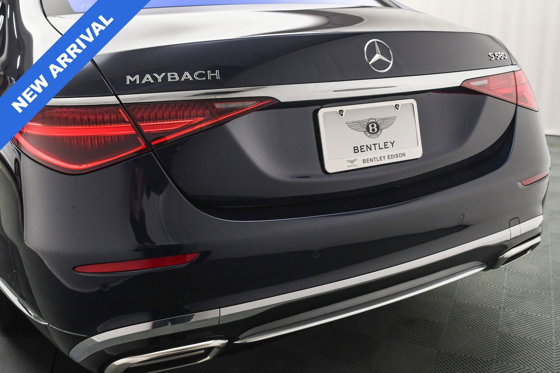 Used 2025 Mercedes-Benz Maybach S 580 4MATIC image 24