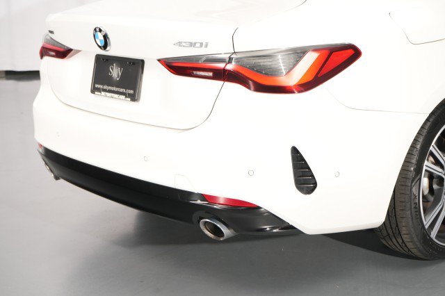 Used 2021 BMW 430i xDrive Coupe w/ Premium Package AWD/4WD image 12