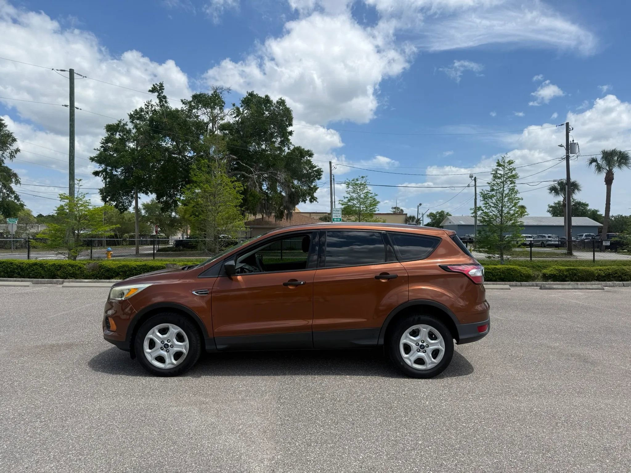 Used 2017 Ford Escape S FWD image 5