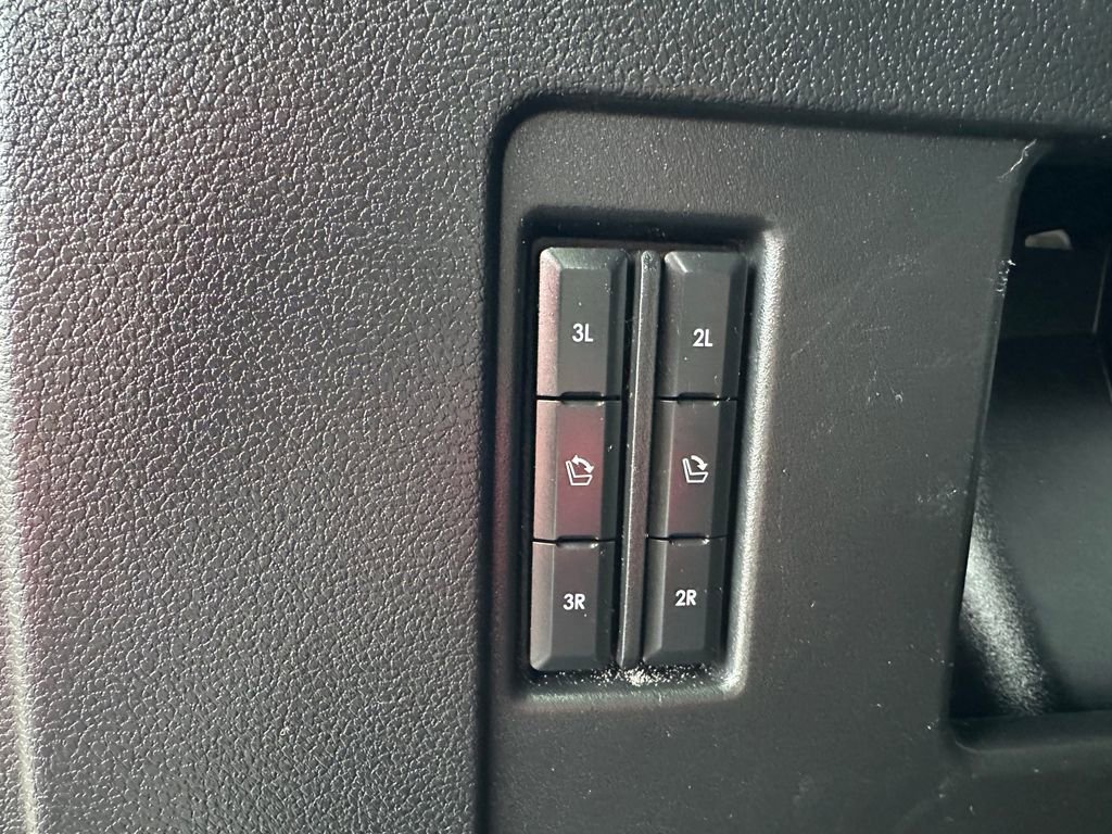 Used 2019 Lincoln Navigator Reserve w/ Cargo Package image 20