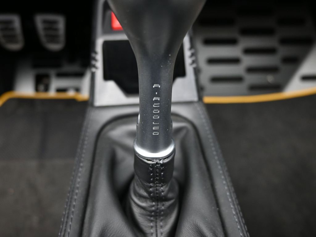 Used 1995 Porsche 911 Carrera RWD image 20