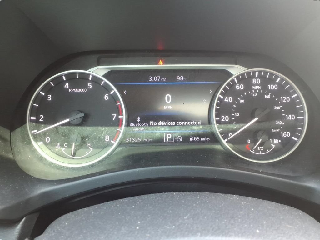 Used 2024 Nissan Sentra SR w/ SR Premium Package FWD image 17