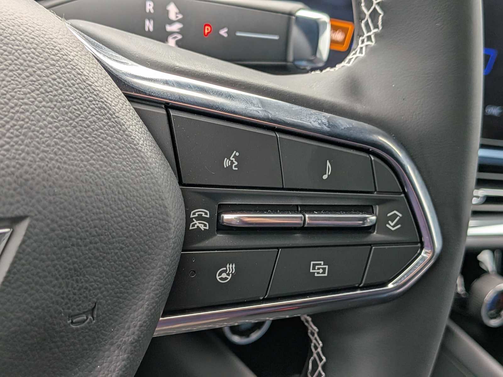 New 2026 Chevrolet Equinox EV LT image 24