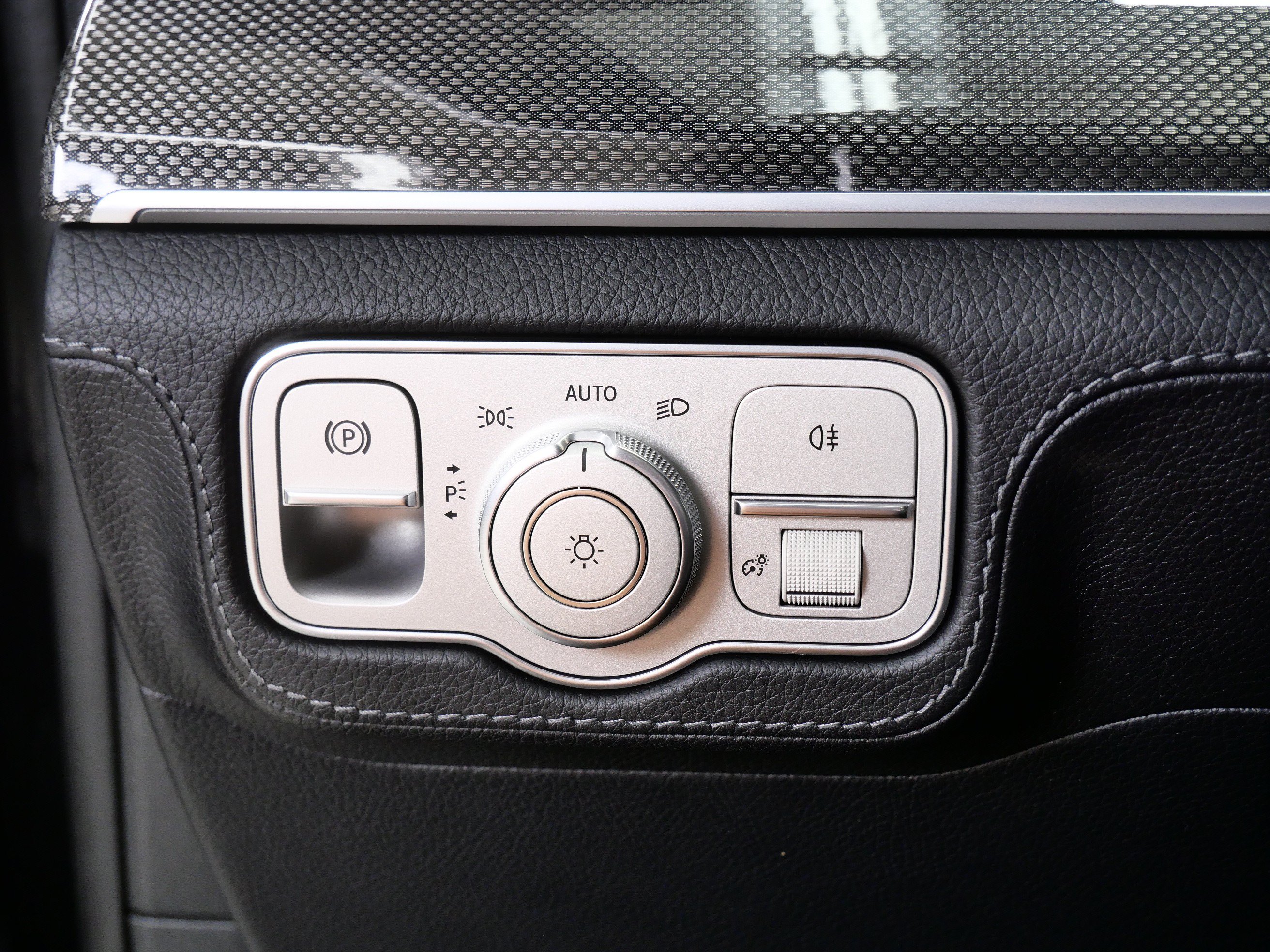 Used 2021 Mercedes-Benz GLE 450 4MATIC image 24