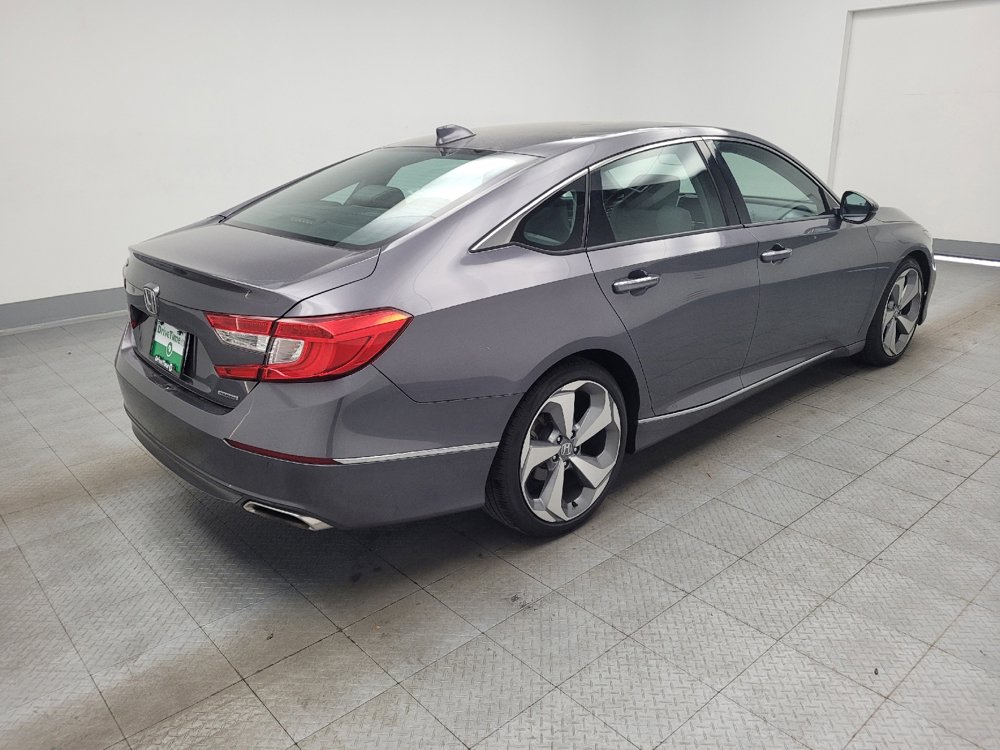 Used 2018 Honda Accord Touring image 9