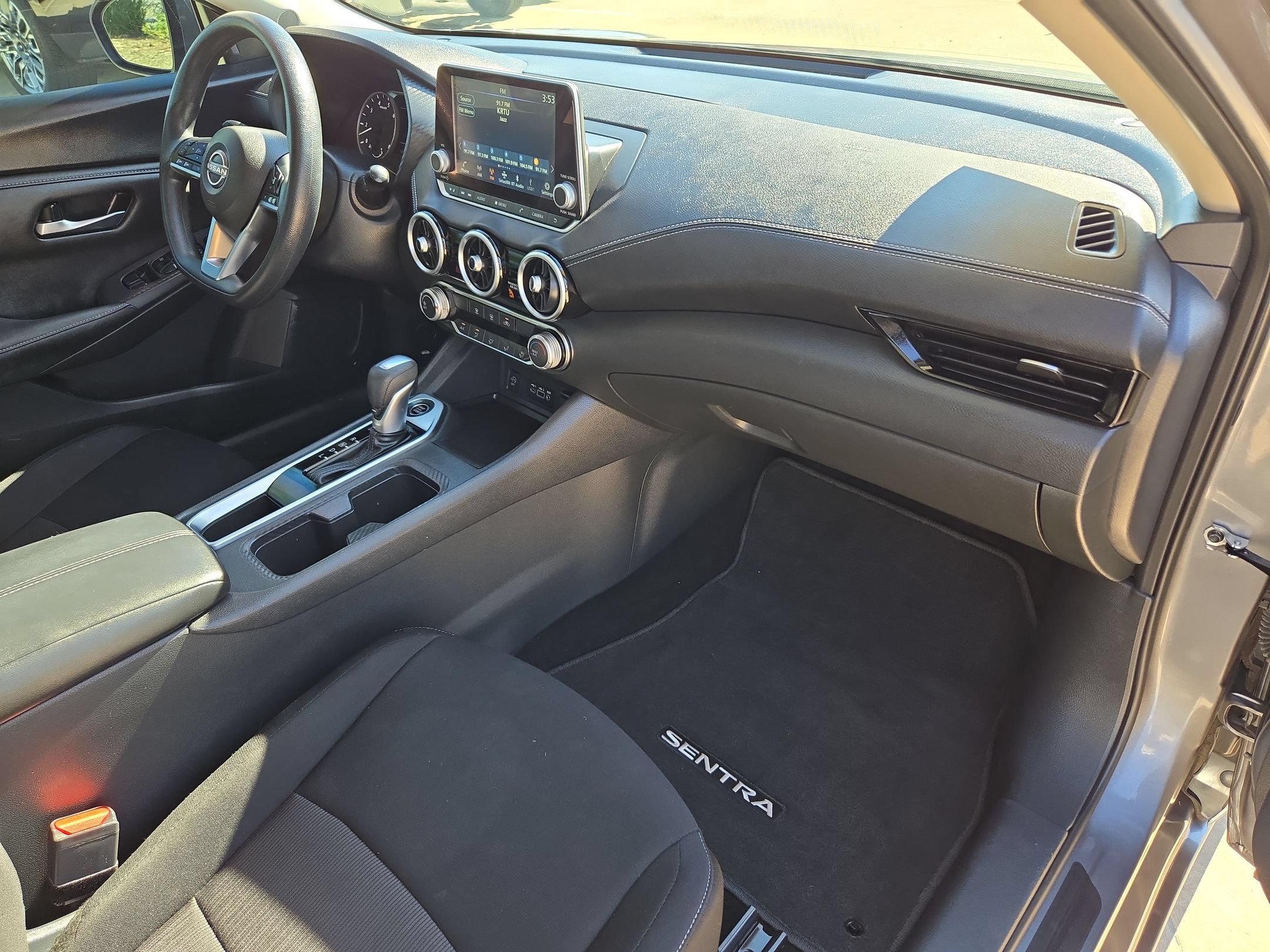 Certified 2024 Nissan Sentra SV FWD image 28