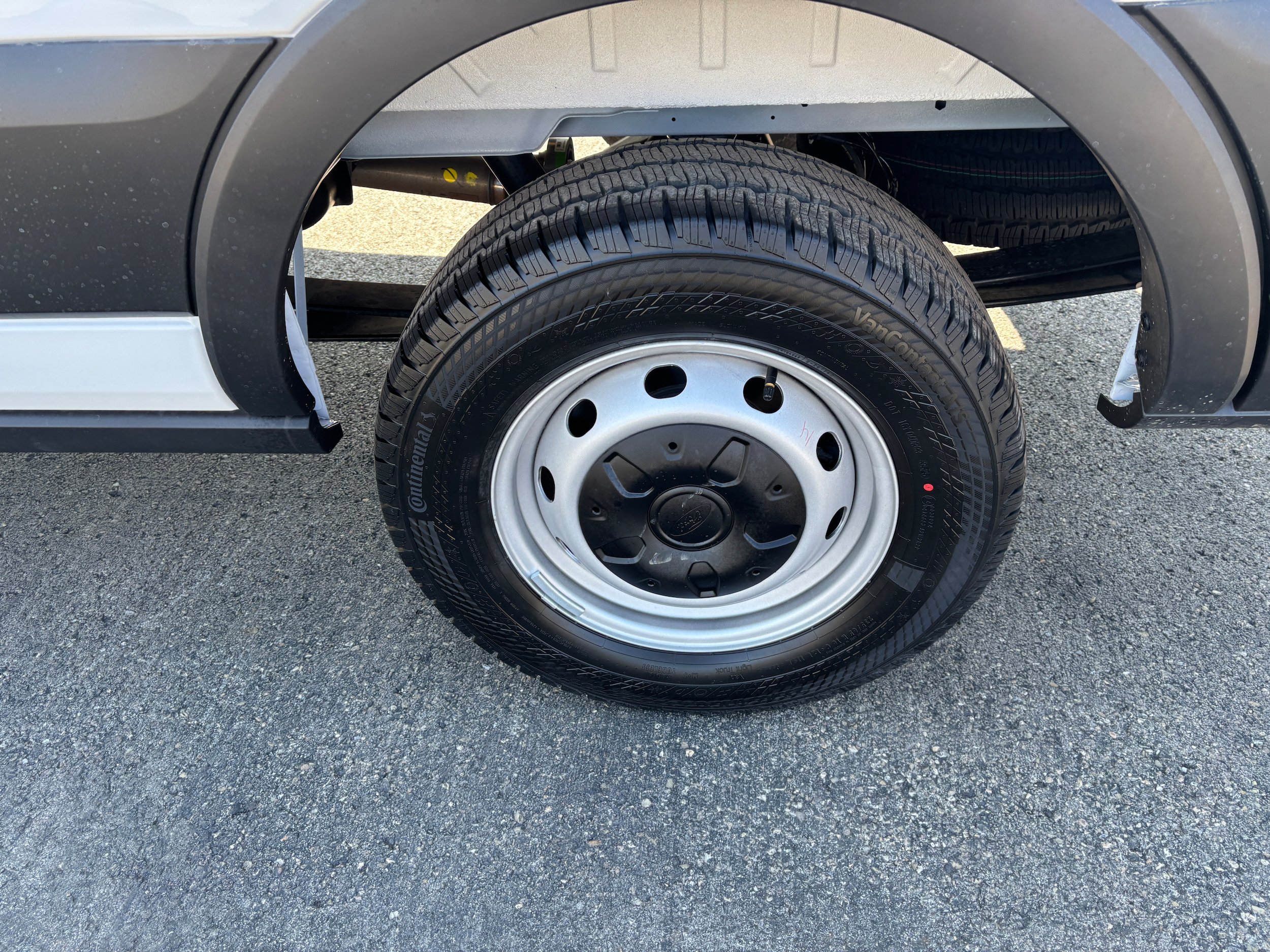 New 2026 Ford Transit 150 Low Roof RWD image 7