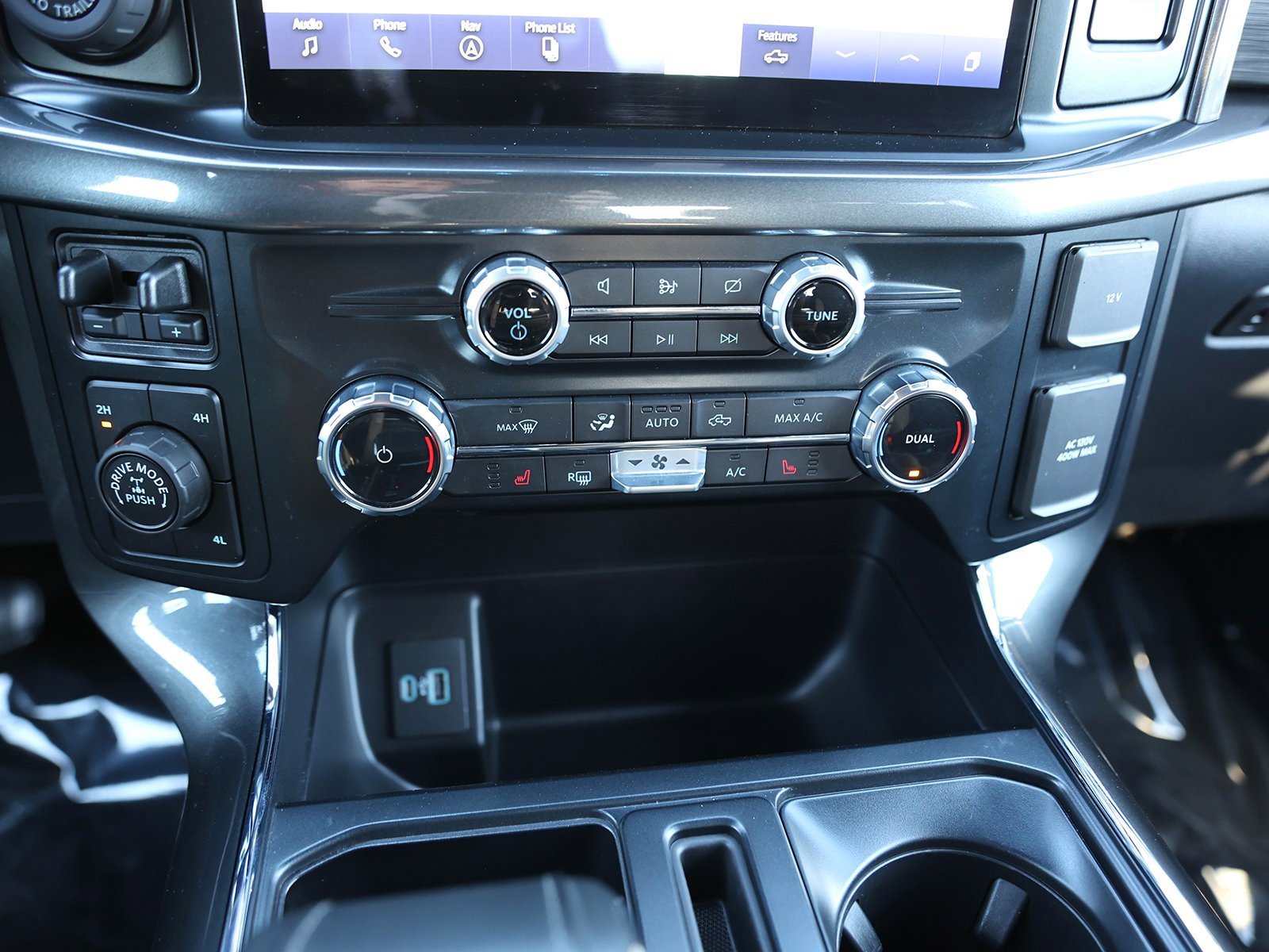 Used 2023 Ford F150 XLT w/ Equipment Group 302A High image 29