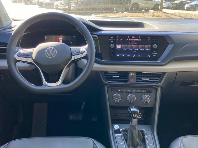 Used 2022 Volkswagen Taos SE FWD image 8