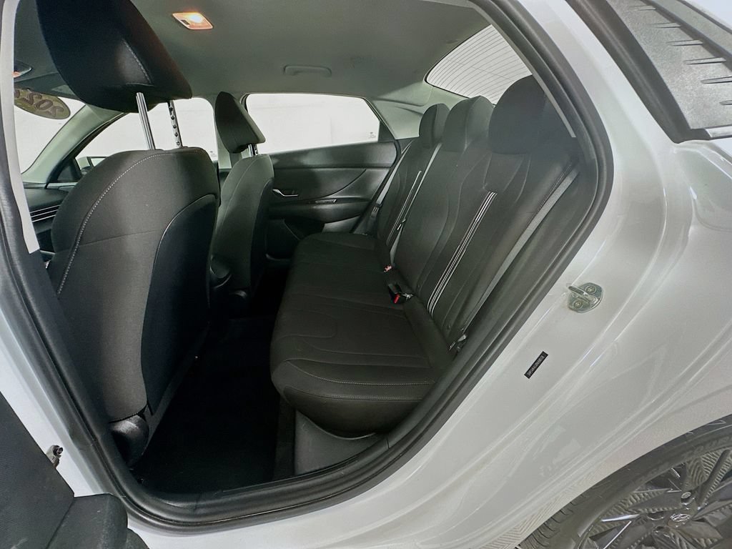 Used 2022 Hyundai Elantra SEL w/ Cargo Package FWD image 30