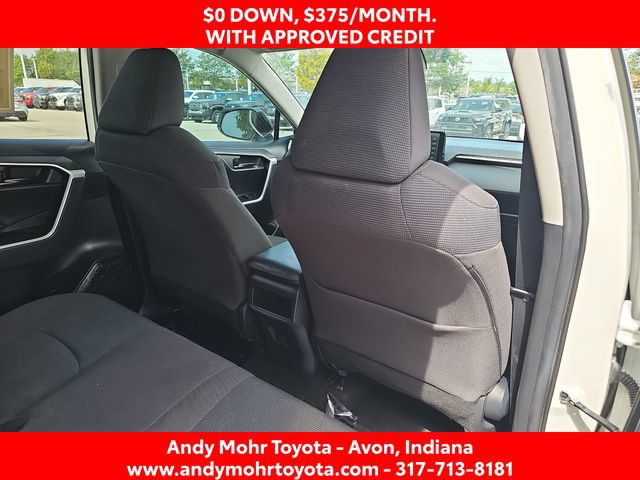 Used 2020 Toyota RAV4 LE AWD/4WD image 29
