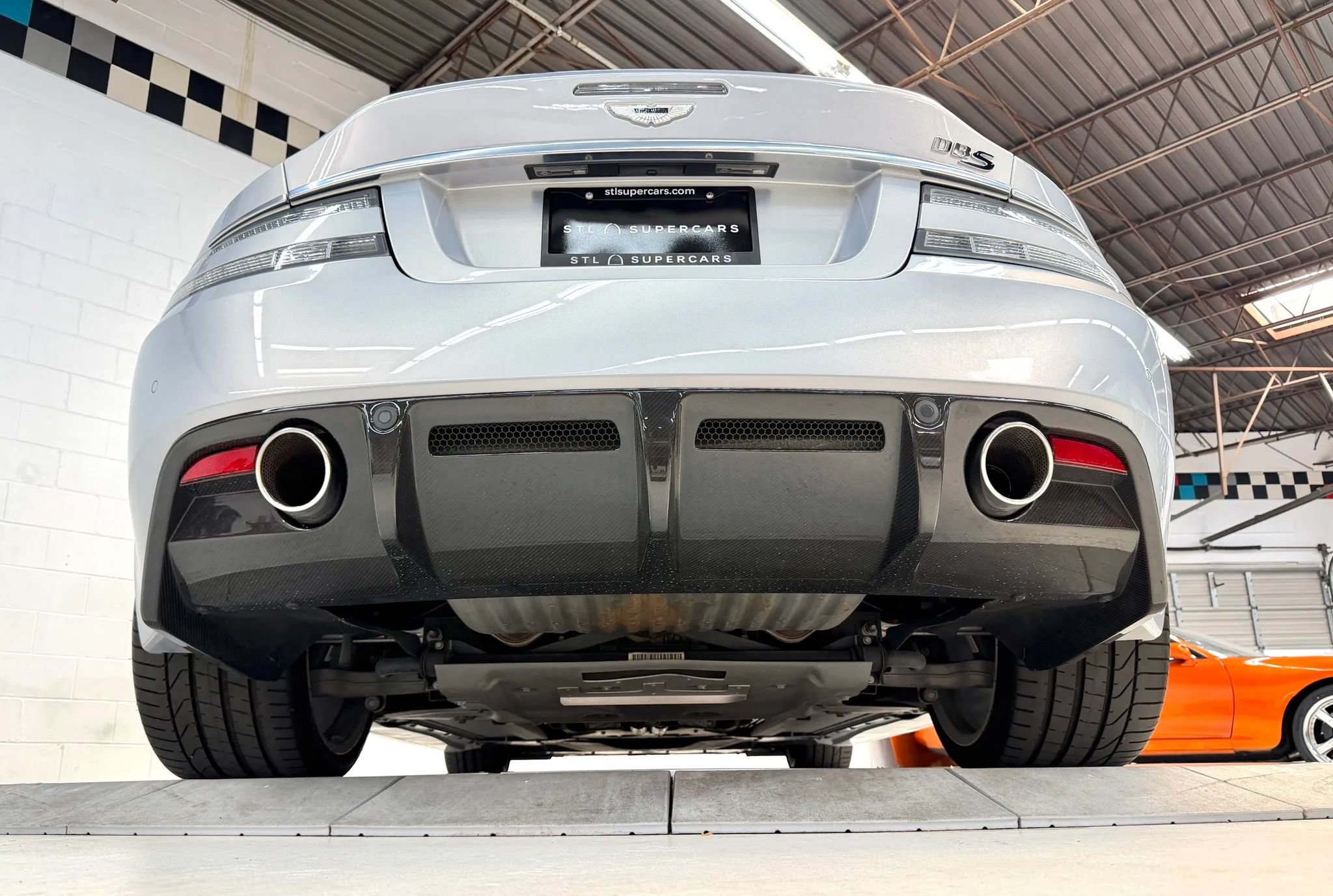 Used 2012 Aston Martin DBS Volante RWD image 21
