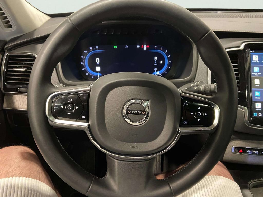 Used 2023 Volvo XC90 B6 Ultimate image 42