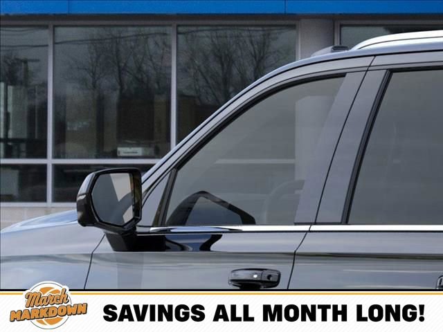 New 2026 Chevrolet Suburban LT image 12