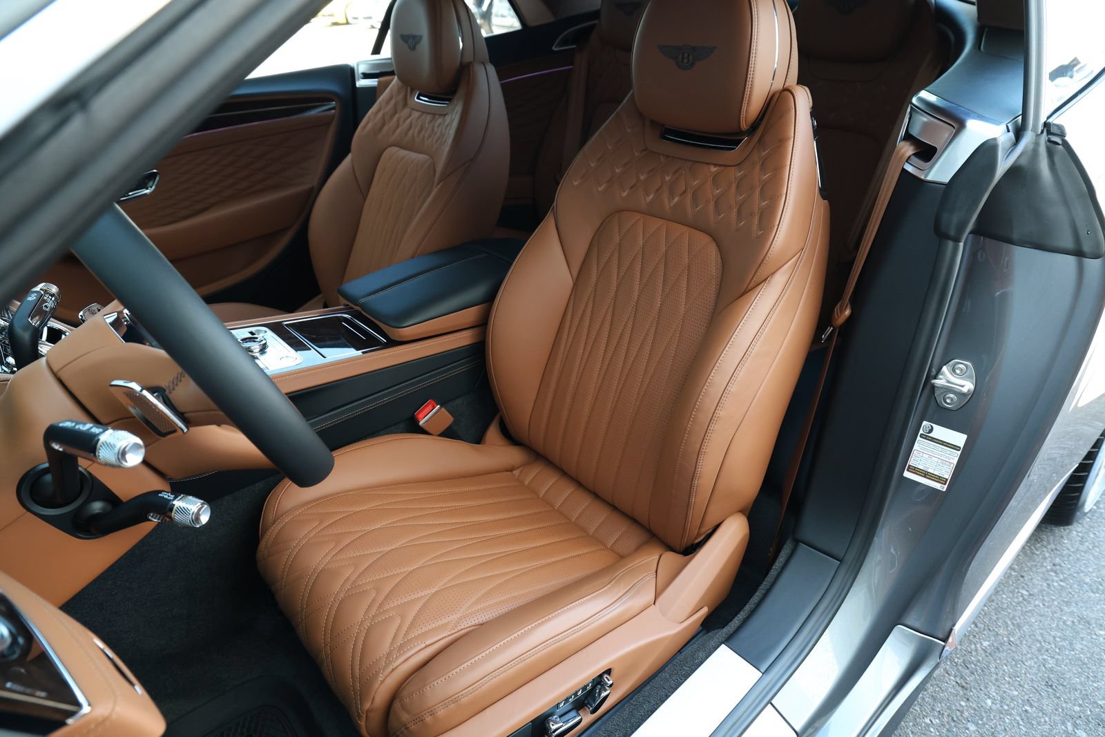Certified 2026 Bentley Continental GT Azure AWD/4WD image 26