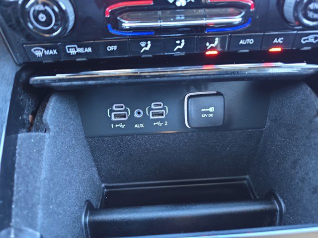 Used 2022 Jeep Grand Cherokee Limited image 31