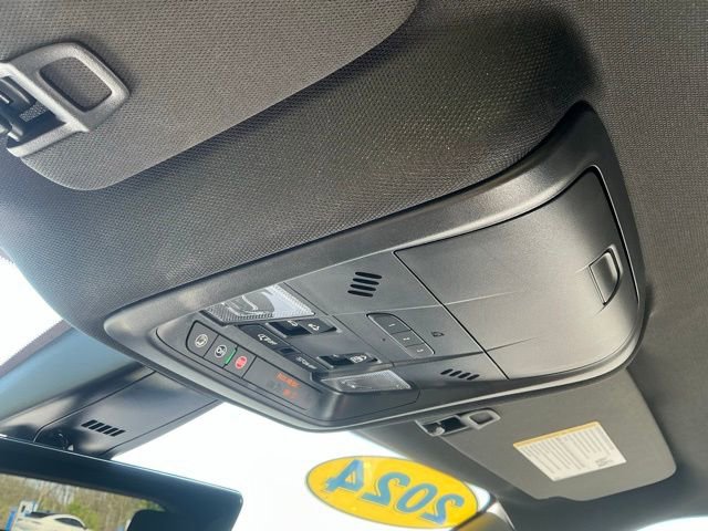 Used 2024 Chevrolet Blazer RS w/ Driver Confidence II Package AWD/4WD image 30