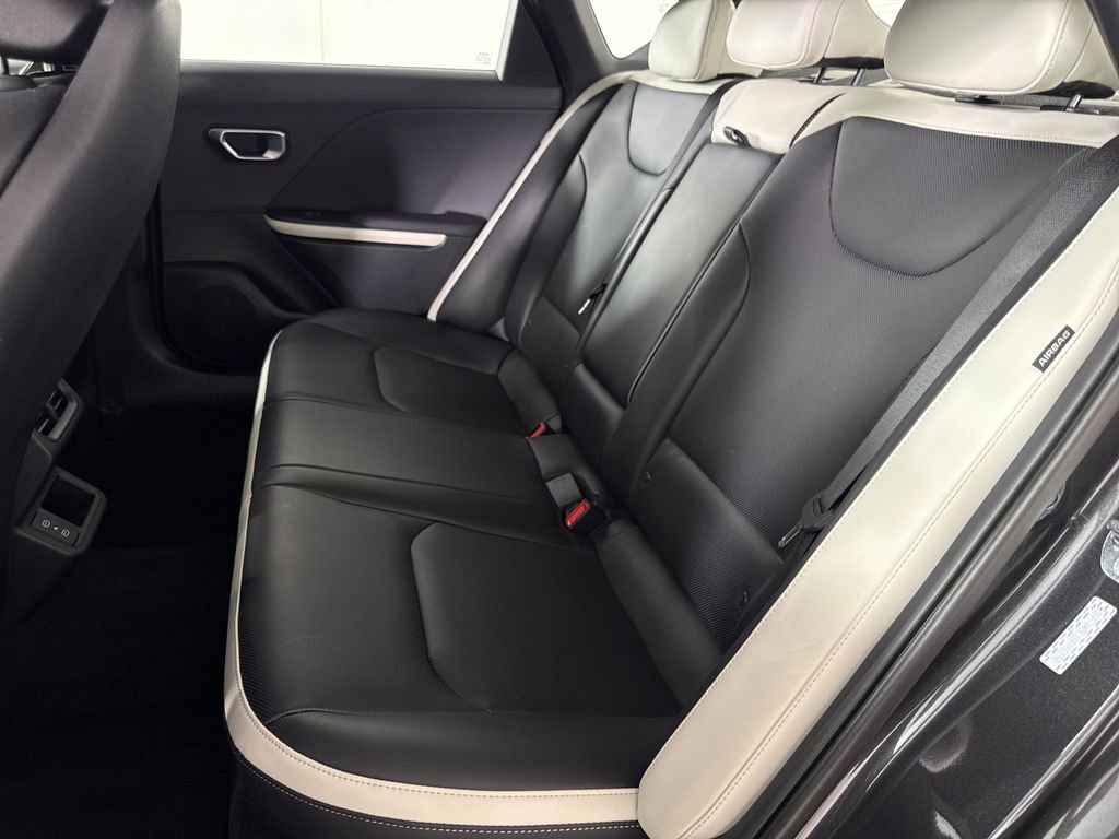 Used 2025 Kia K4 GT-Line Turbo FWD image 13