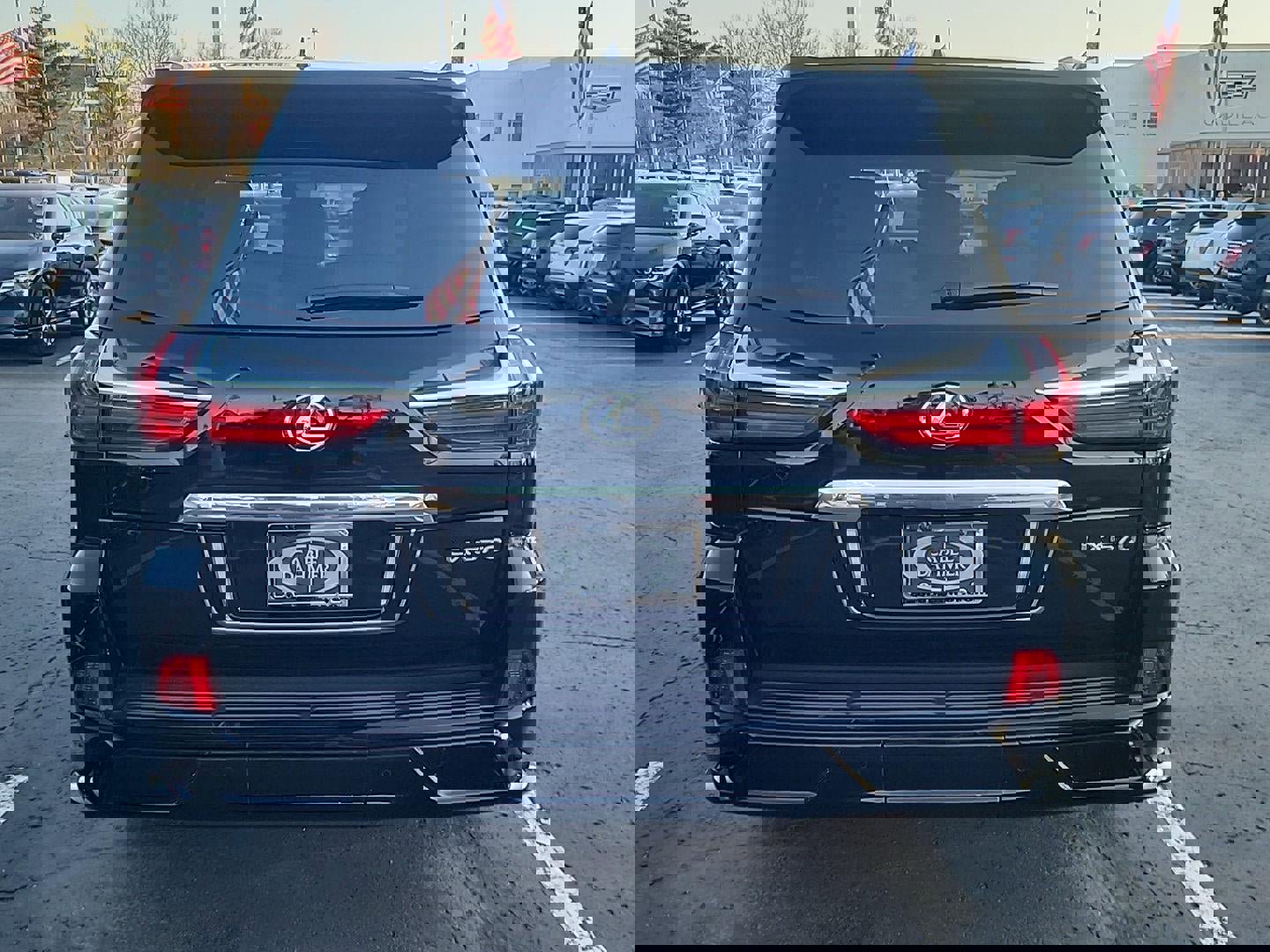 Used 2020 Lexus LX 570 4WD w/ Sport Package image 28