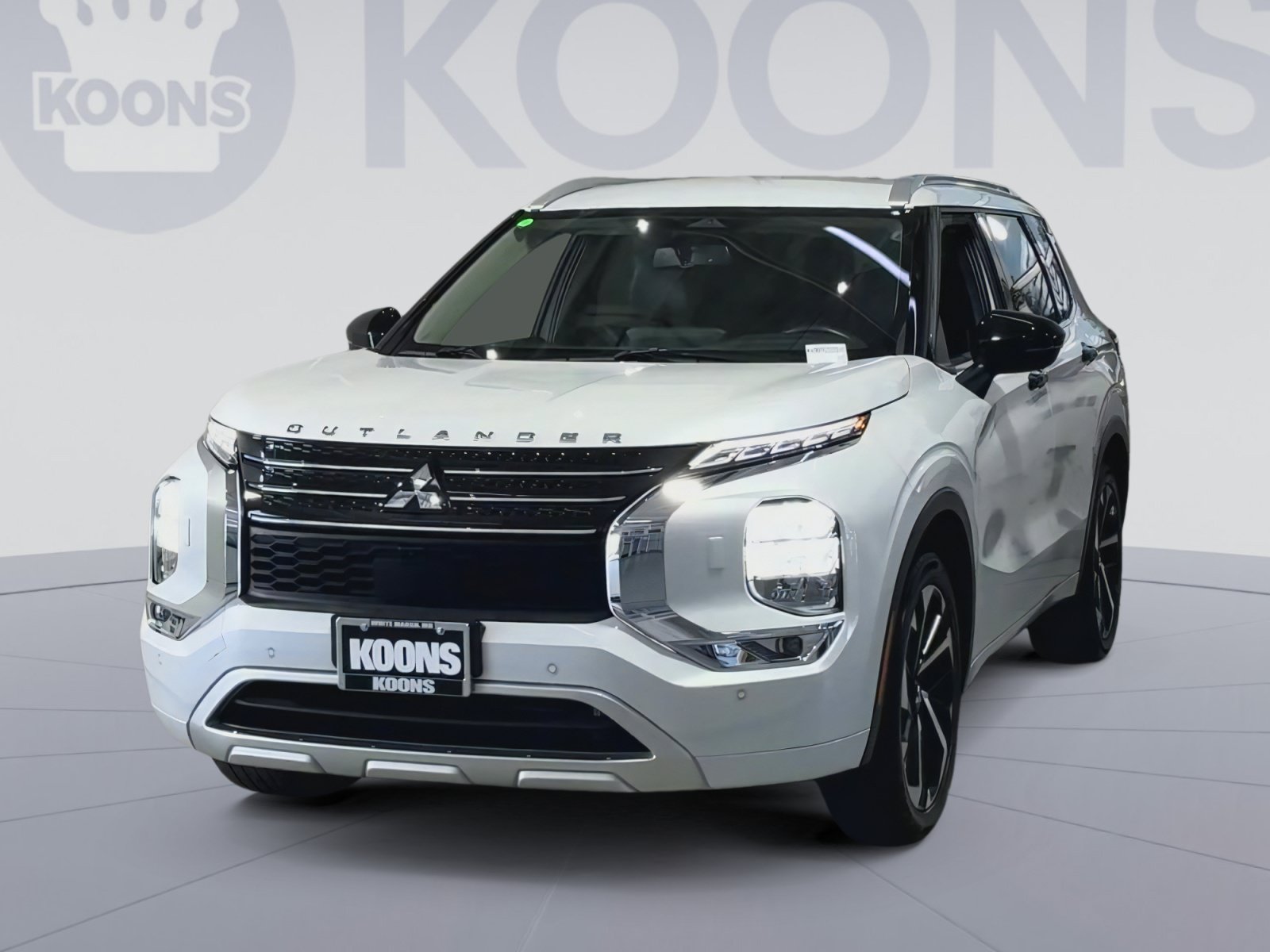 Used 2024 Mitsubishi Outlander SEL AWD/4WD image 4