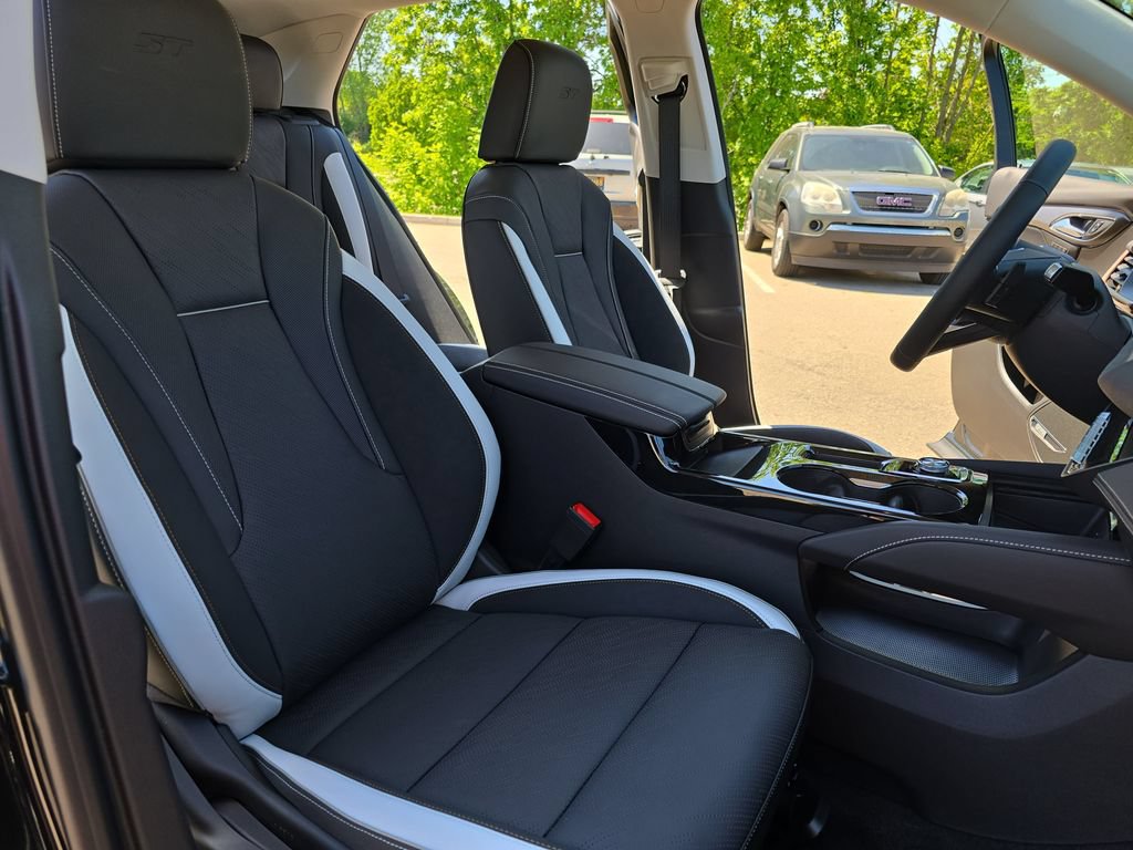 New 2026 Buick Envision Sport Touring AWD/4WD image 10