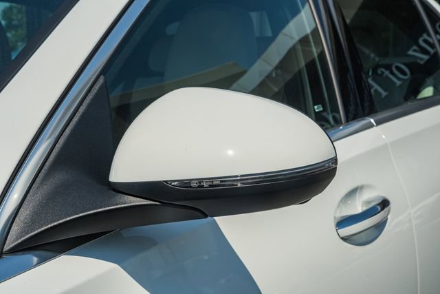 New 2026 Mercedes-Benz C 300 4MATIC Sedan image 15