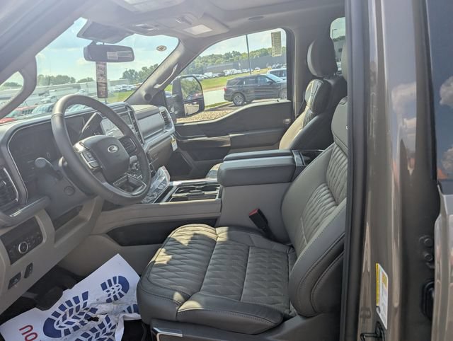 New 2026 Ford F450 Platinum w/ Platinum Plus Package AWD/4WD image 18