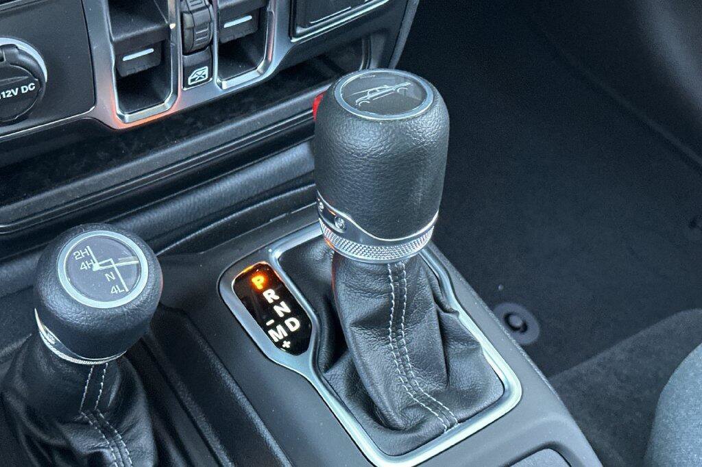 New 2026 Jeep Gladiator Sport AWD/4WD image 20