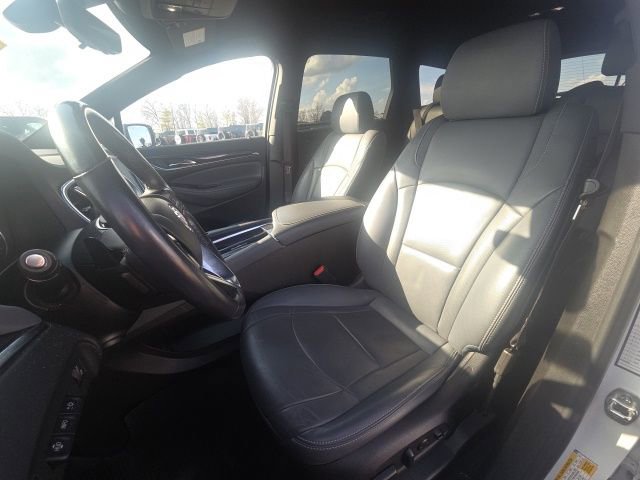 Used 2024 Buick Enclave Premium FWD image 31