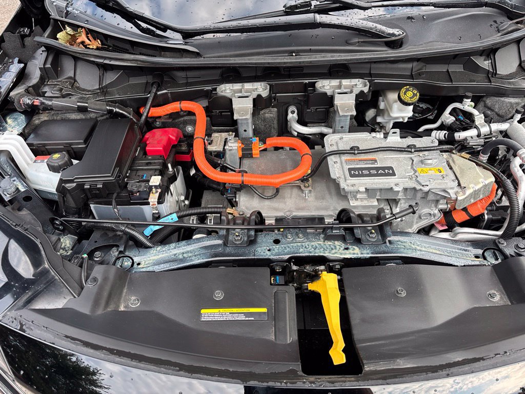 Certified 2024 Nissan Ariya AWD image 15
