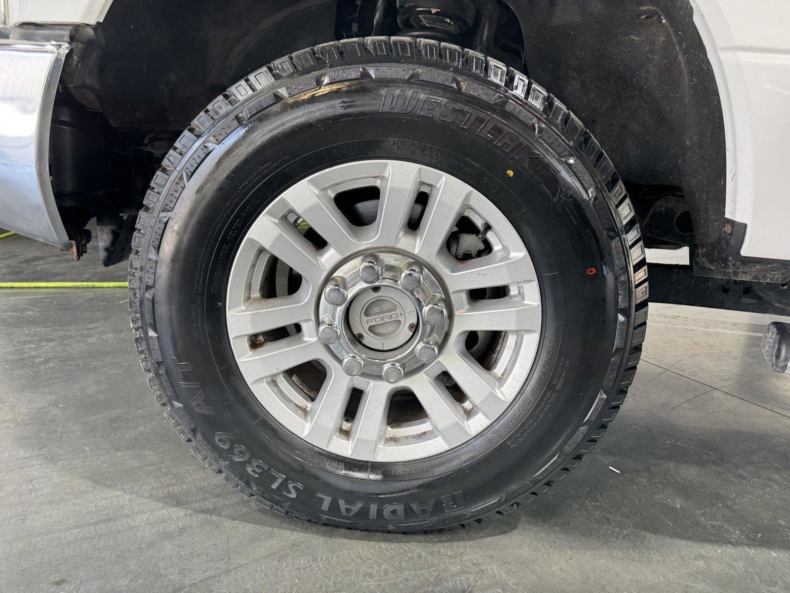 Used 2017 Ford F250 XLT AWD/4WD image 10