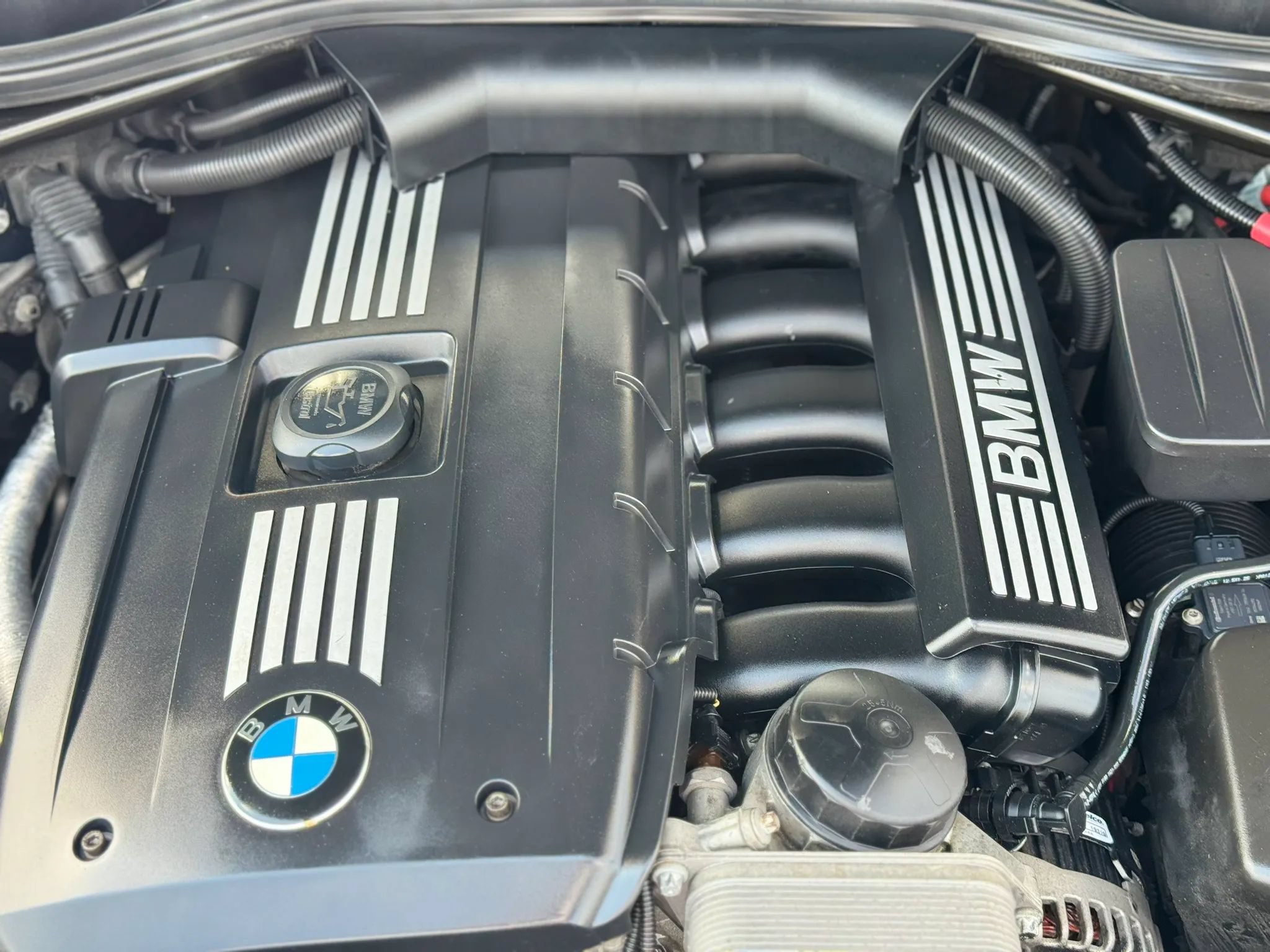 Used 2010 BMW 528i xDrive Sedan AWD/4WD image 57