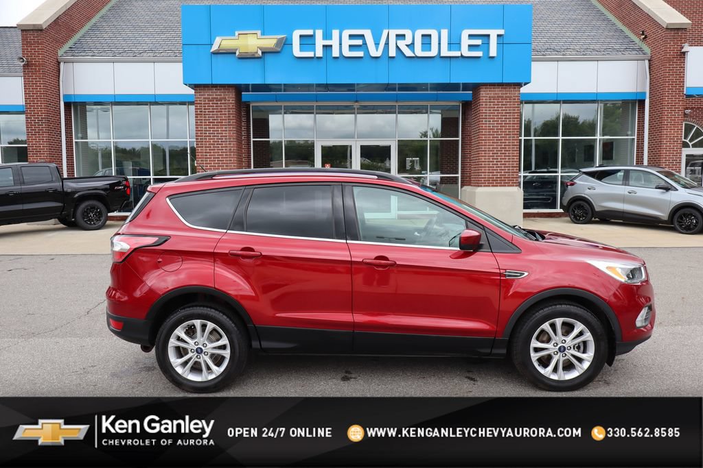 Used 2018 Ford Escape SE AWD/4WD image 1