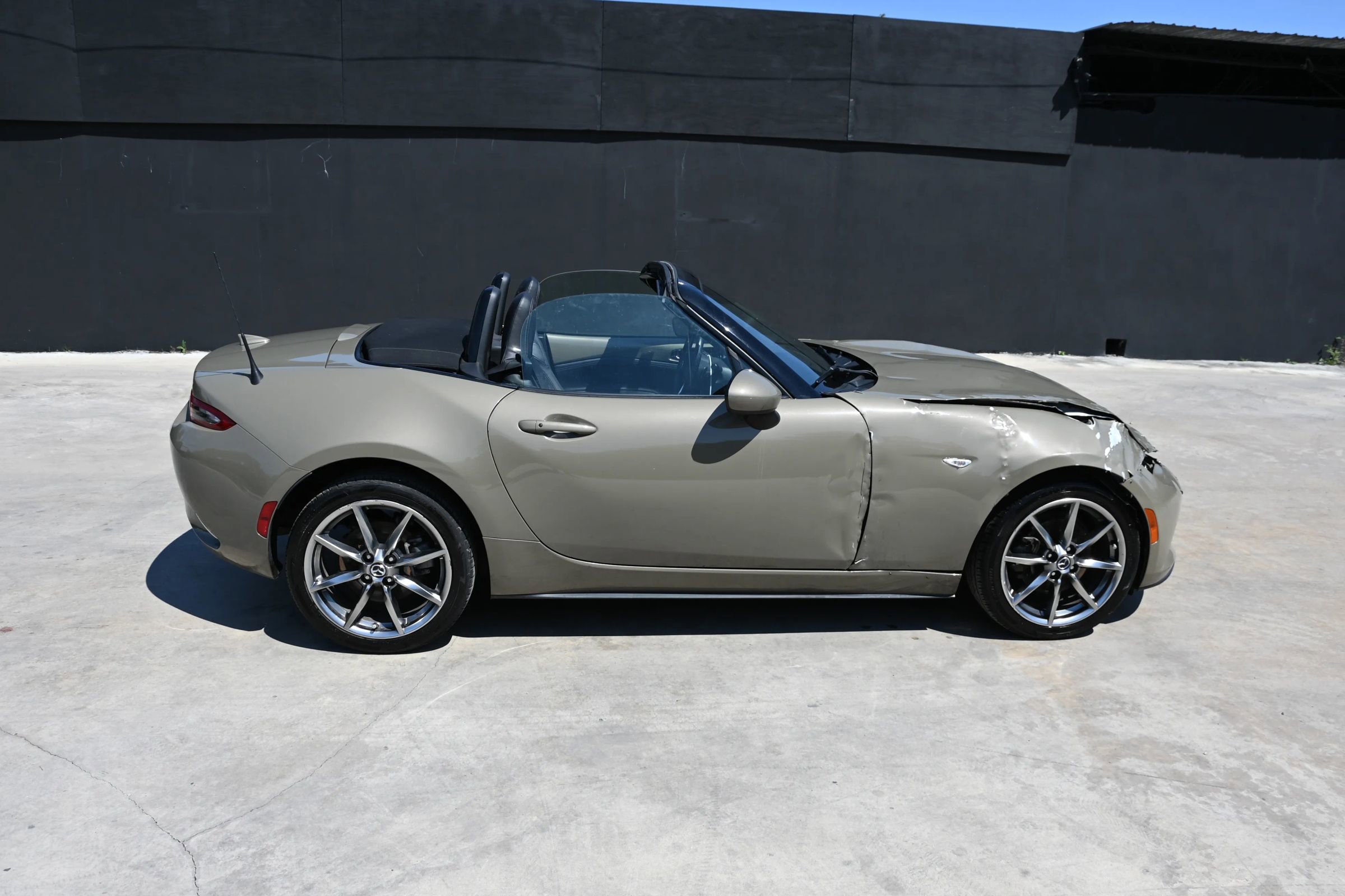 Used 2023 MAZDA MX-5 Miata Grand Touring image 13