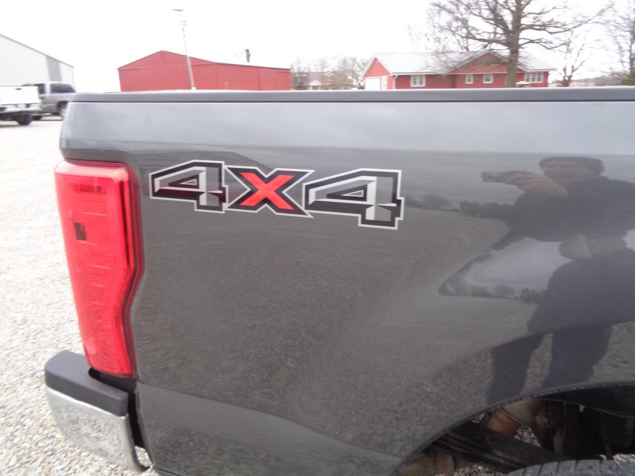 Used 2017 Ford F250 Lariat w/ Chrome Package image 25