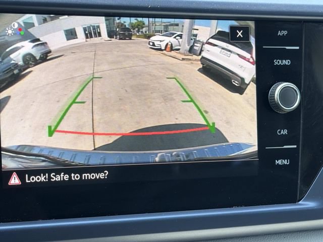 Certified 2023 Volkswagen Taos SE w/ Panoramic Sunroof Package FWD image 26