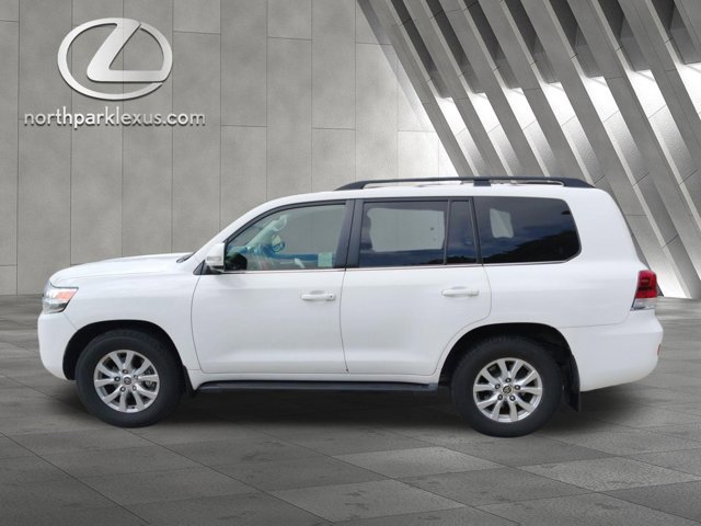Used 2016 Toyota Land Cruiser AWD/4WD image 1