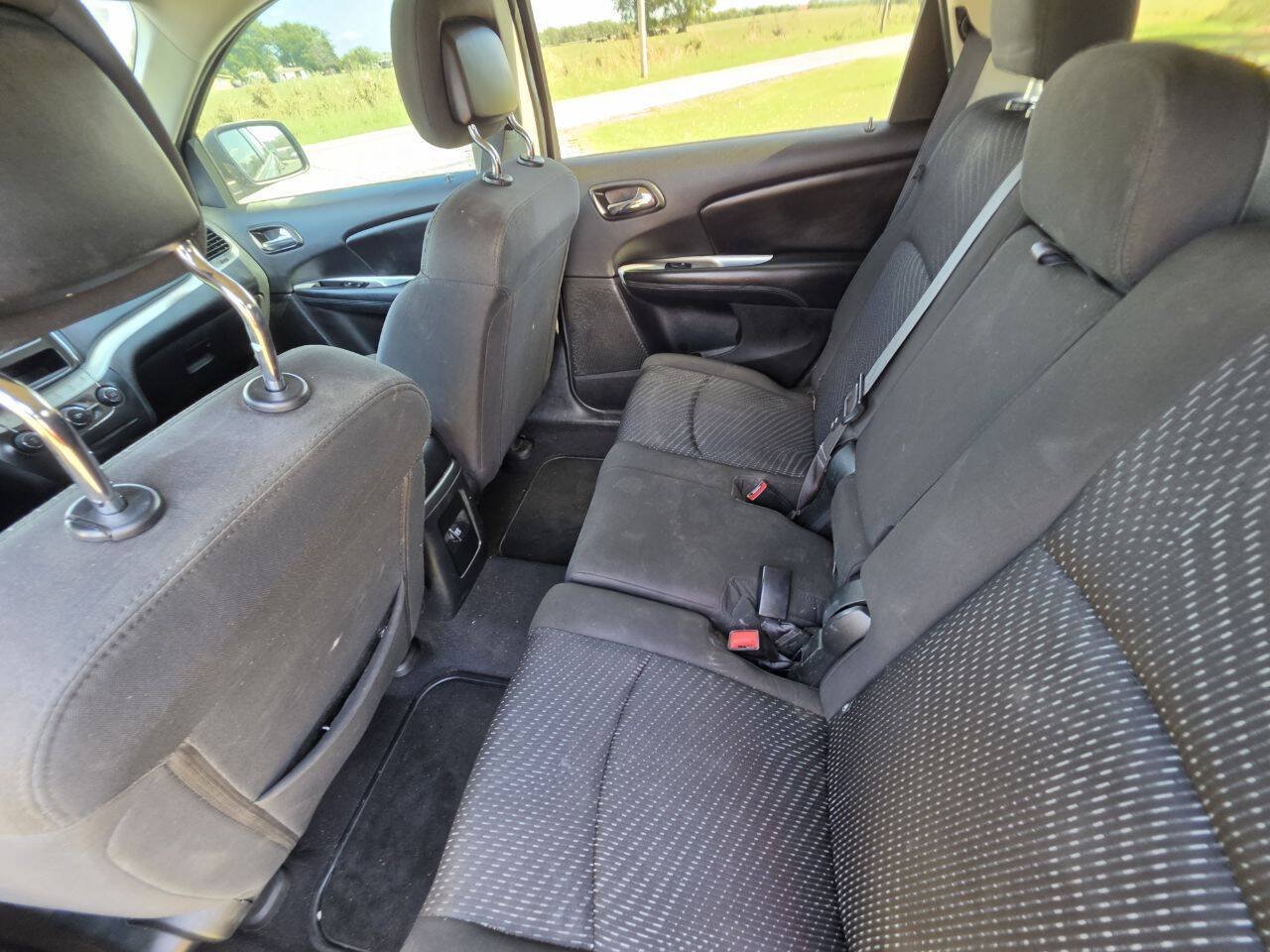 Used 2018 Dodge Journey SE w/ Popular Equipment Group FWD image 6