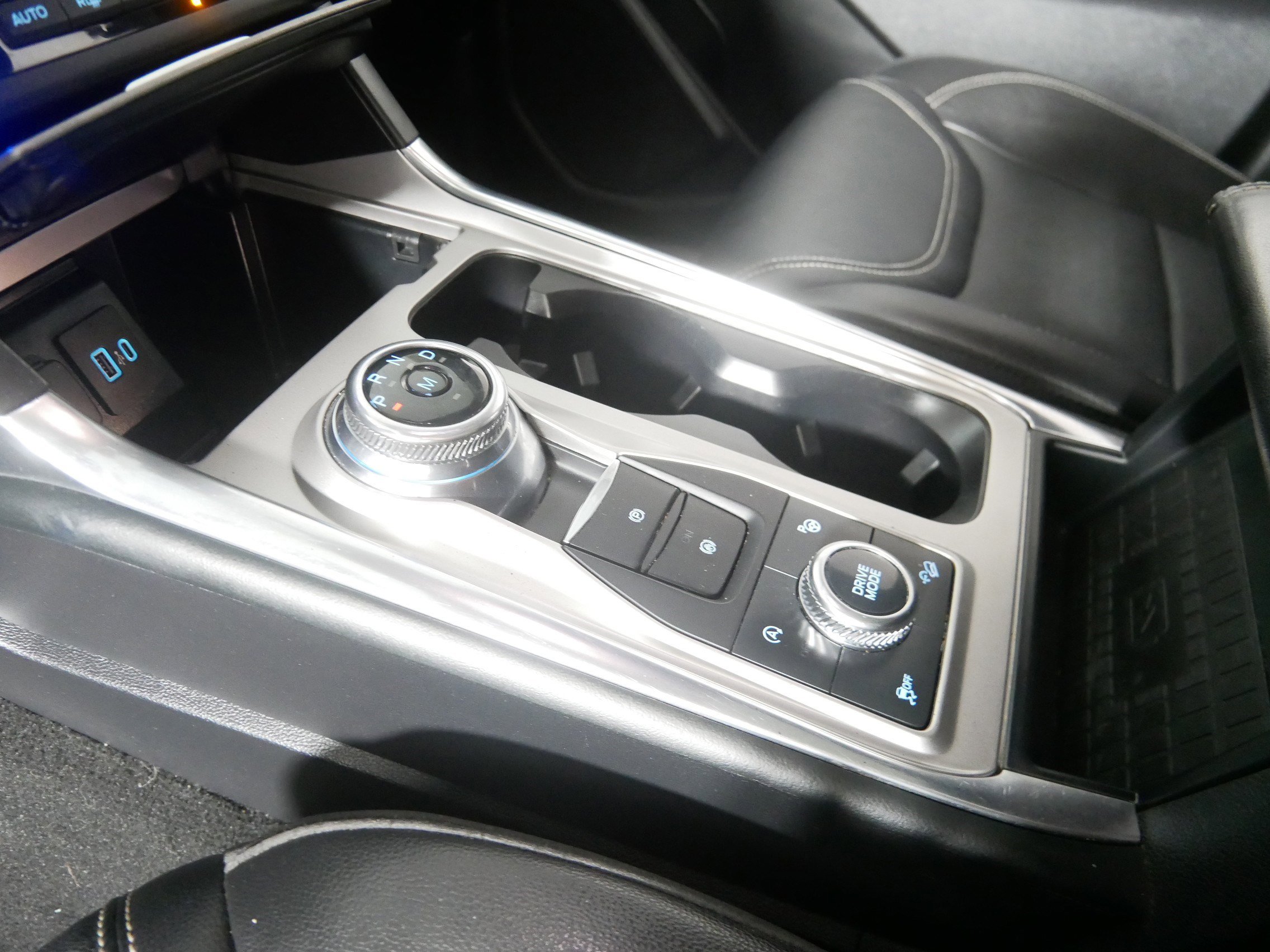 Used 2020 Ford Explorer ST w/ Premium Technology Package image 24