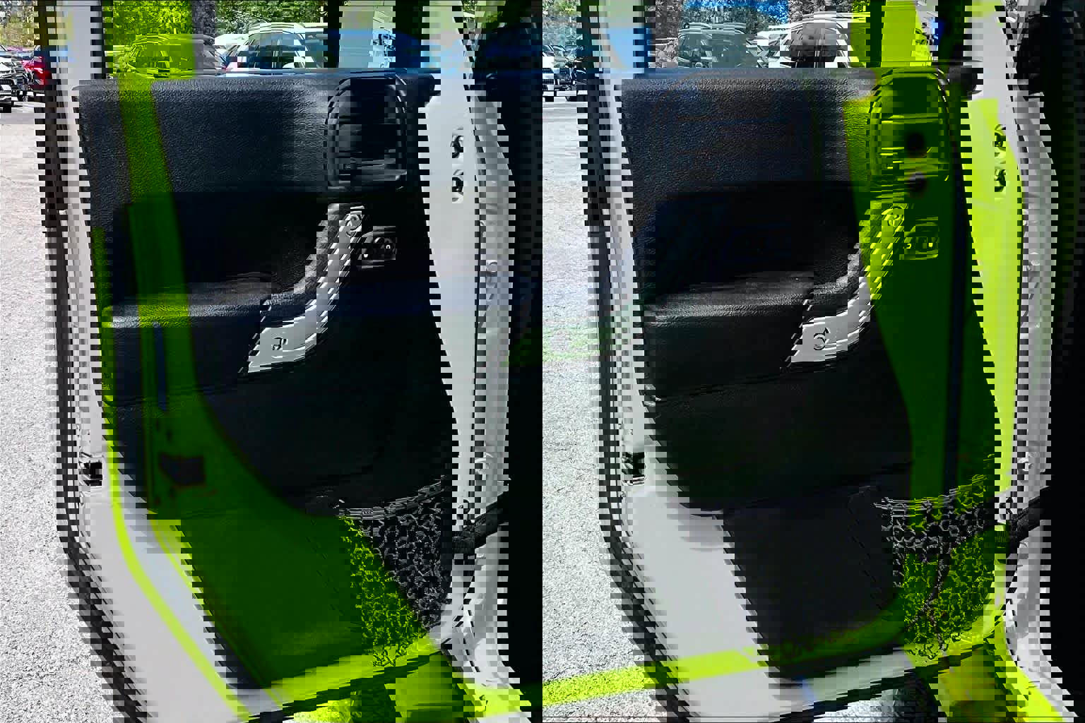 Used 2016 Jeep Wrangler Unlimited Sahara w/ Max Tow Package image 23