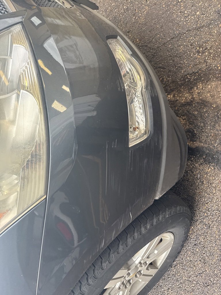 Used 2011 Chevrolet Traverse LT w/ Personal Connectivity Package image 3