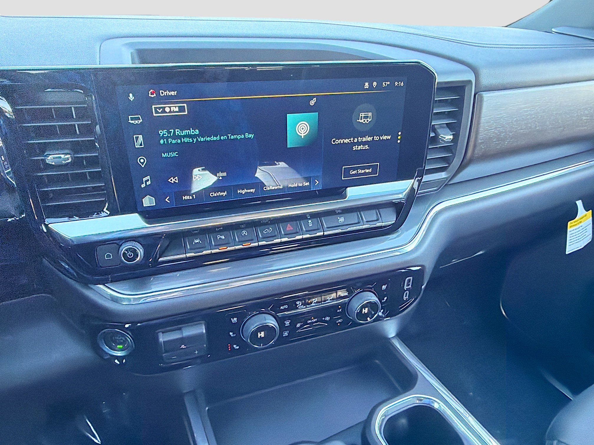 Used 2025 Chevrolet Silverado 1500 High Country w/ High Country Premium Package image 27