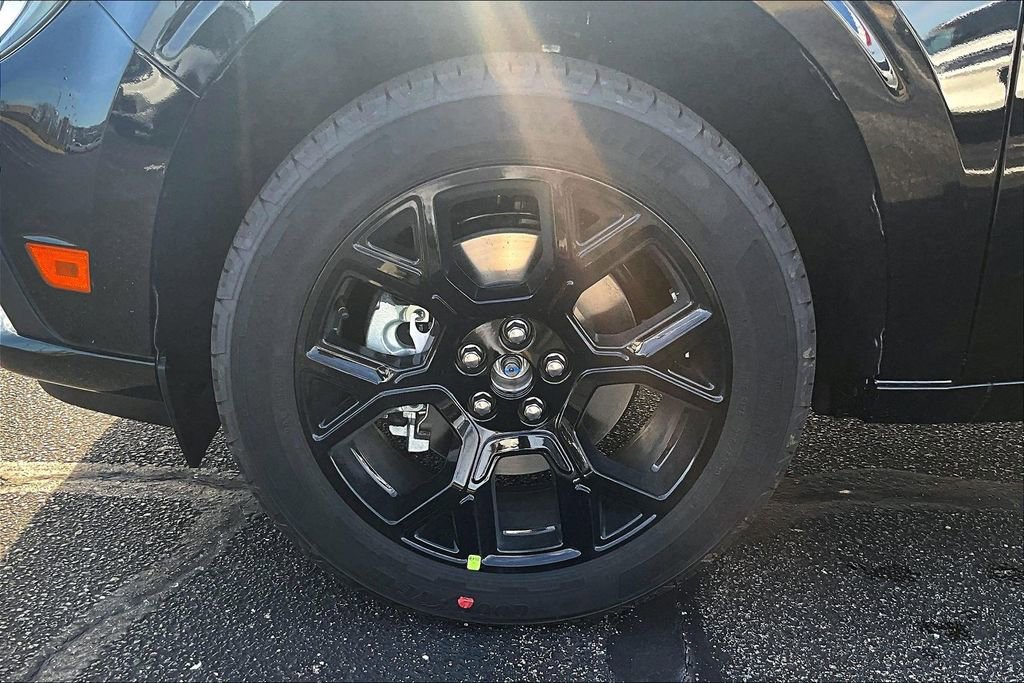 New 2026 Ford Maverick Lobo image 12