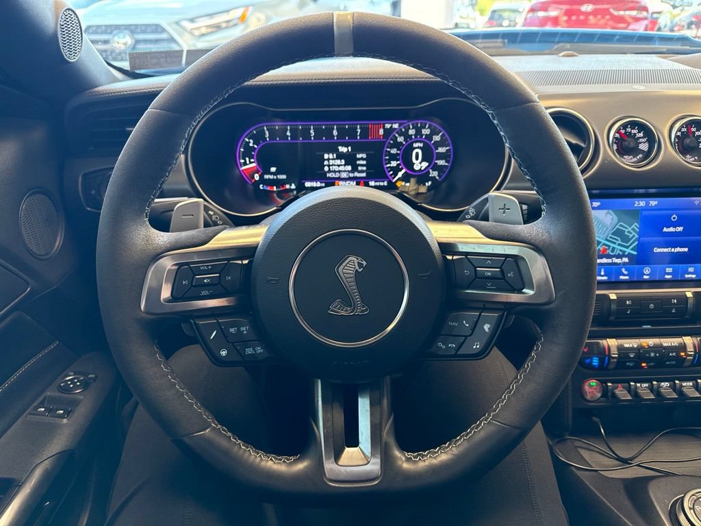 Used 2022 Ford Mustang Shelby GT500 w/ Technology Package RWD image 13