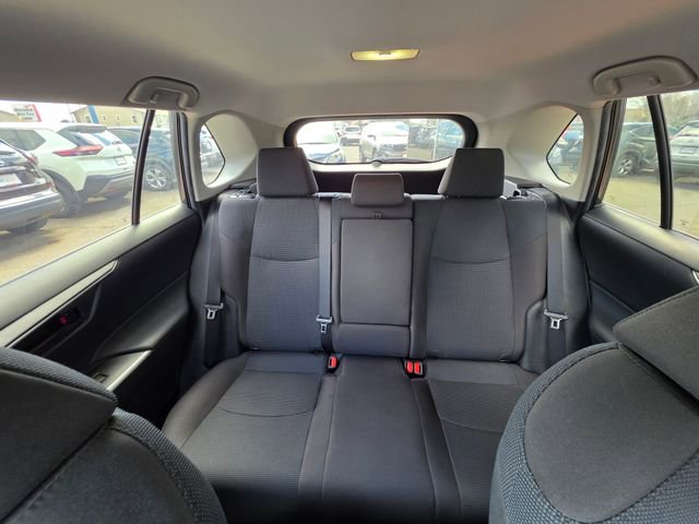 Used 2022 Toyota RAV4 LE AWD/4WD image 22